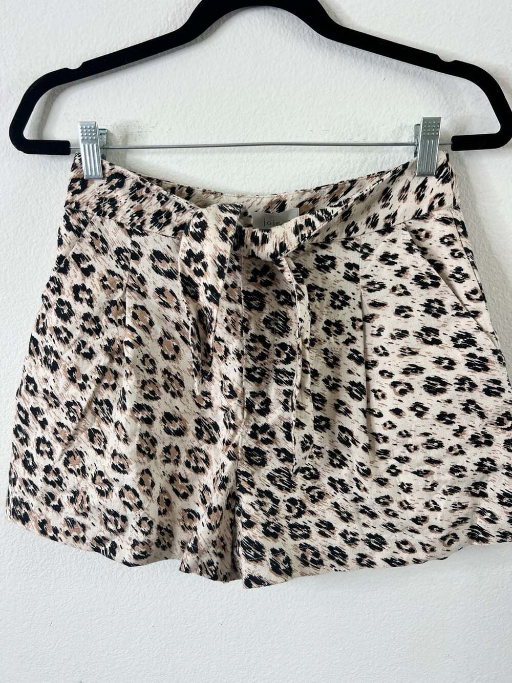 NWT Joie Carden Leopard Print Linen Tie Waist Shorts With Pockets